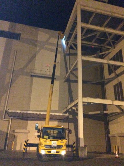 イオン綾川 高所作業車 夜間工事