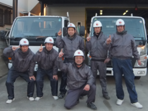 藤目塗装 スタッフ 集合写真
